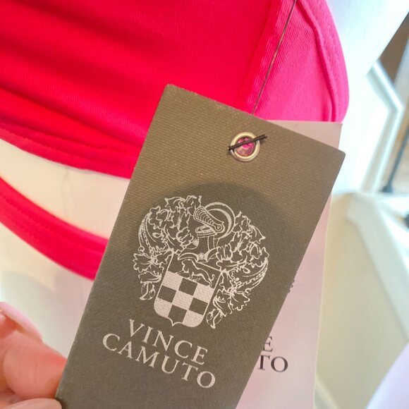 NWT Vince Camuto Women's Swim Top in Dragon Fruit, Size Large - Picture 6 of 14